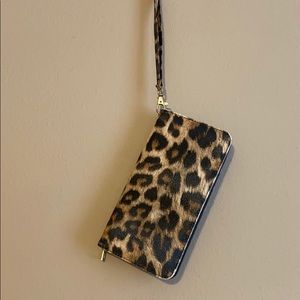 Leopard Print Zip / Compact Wrist Wallet